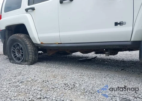 2006 Hummer H3 Suv из США, поврежденный, VIN 5GTDN136668280048